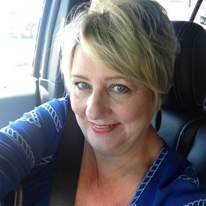 Meet your Posher, Louann